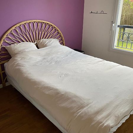 1 Bedroom With Garden, Train Station, Disneyland, Val D'Europe Bussy-Saint-Georges Bagian luar foto